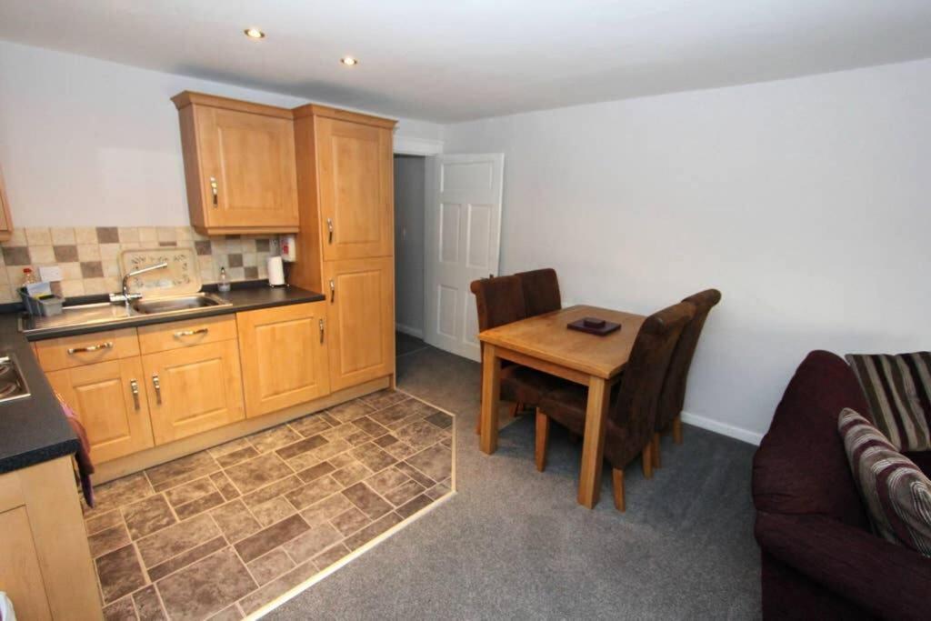 Top Floor Character Apartment In The Heart Of The City Centre Chester Esterno foto