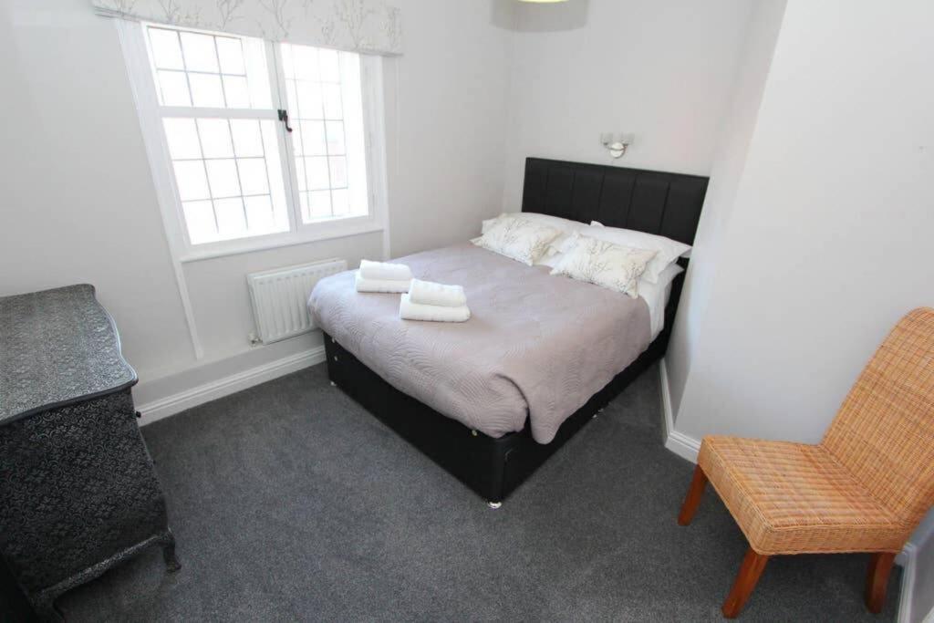 Top Floor Character Apartment In The Heart Of The City Centre Chester Esterno foto